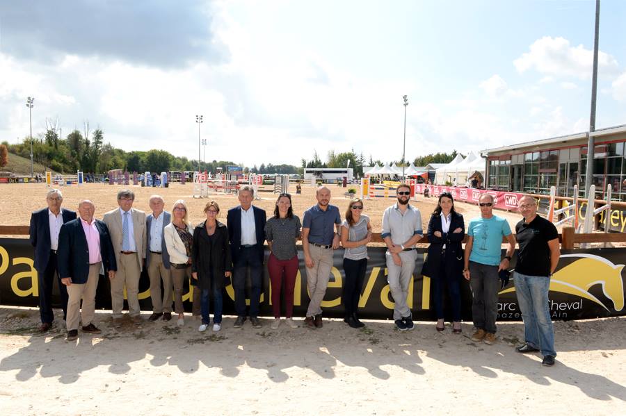 41208633_10216648142345956_2062502299799912448_n-1